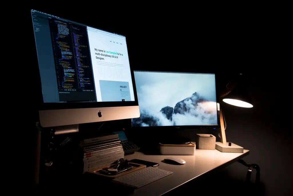 How to outsource web development work